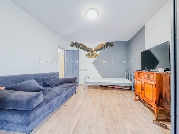 Apartament cu 3 camere decomandat, mobilat în Zorilor