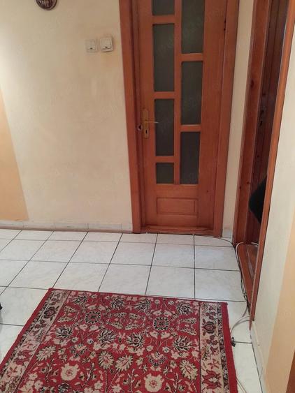 Apartament cu 3 camere decomandat în Brăilei