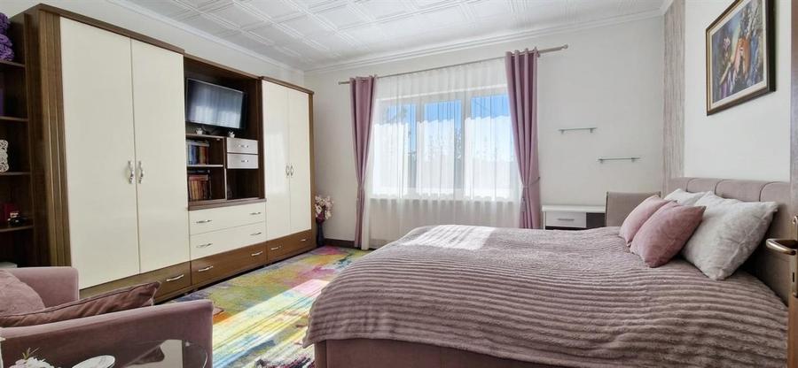 Casă cu 2 camere cu Teren 2000 Mp în Nojorid