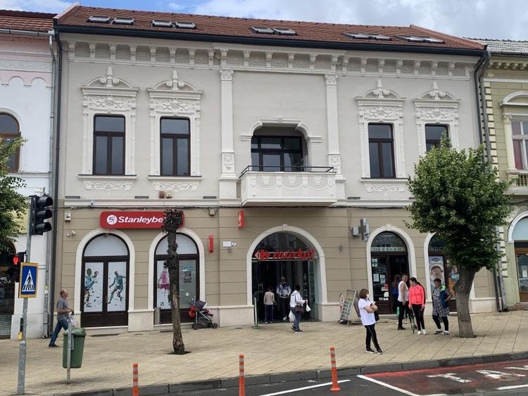 Spațiu comercial, de 82 mp, în Central
