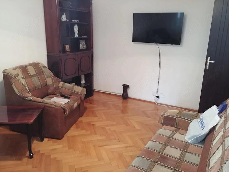 Apartament cu 4 camere decomandat în Lăpuș