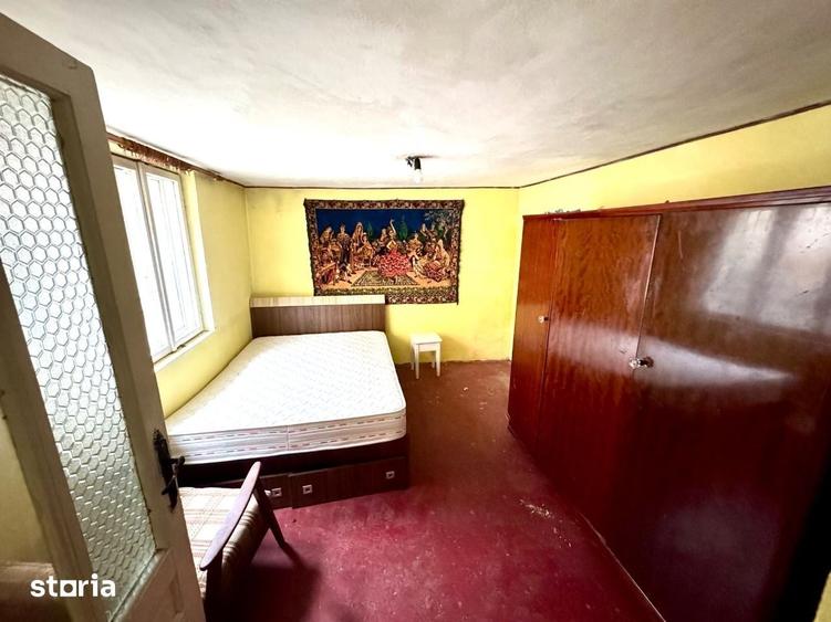 Casă cu 2 camere cu Teren 160 Mp în Central