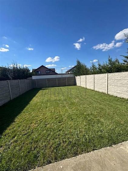 Duplex cu 5 camere cu Canalizare în Moșnița Nouă