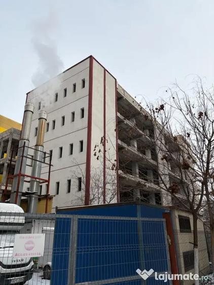 Spațiu comercial, de 2,742 mp, în Central