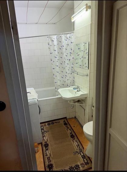 Apartament cu 3 camere decomandat în Rogerius