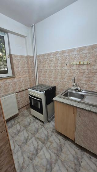Garsonieră semidecomandată în Costin Georgian