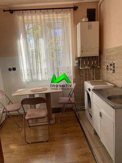 Apartament cu 2 camere decomandat, mobilat în Cedonia