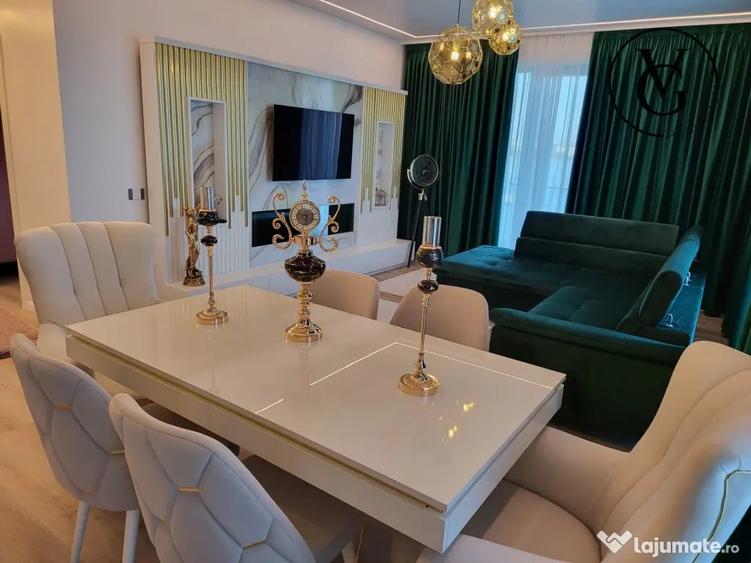 Apartament cu 4 camere decomandat în Central