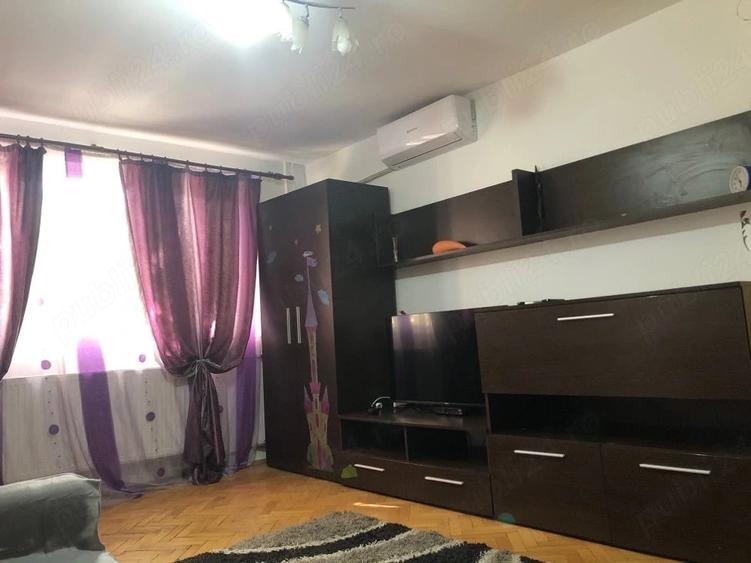 Apartament cu 2 camere semidecomandat în Dâmbovița
