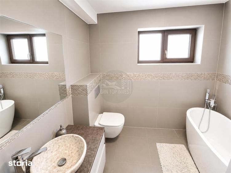 Casă cu 4 camere decomandat cu Teren 220 Mp în Șelimbăr