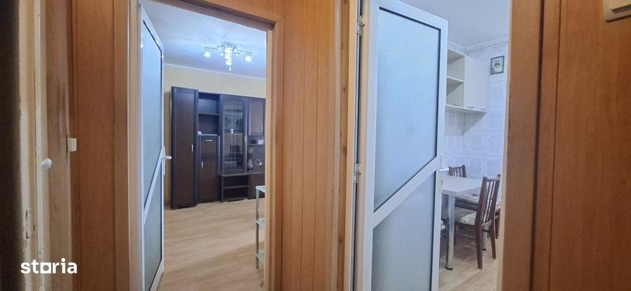 Apartament cu 2 camere semidecomandat în Micro 16