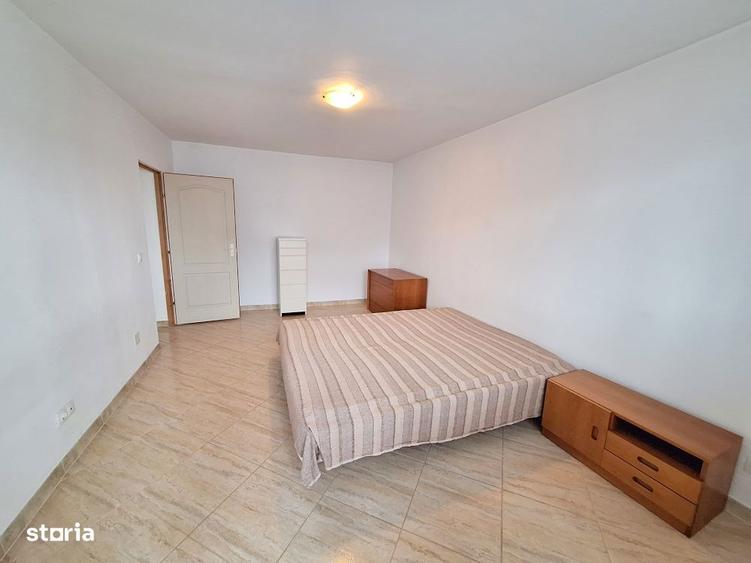 Apartament cu 3 camere în Mioriței