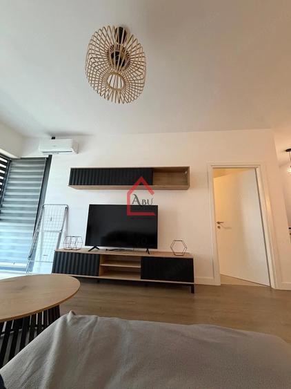 Apartament cu 2 camere semidecomandat în Filiași