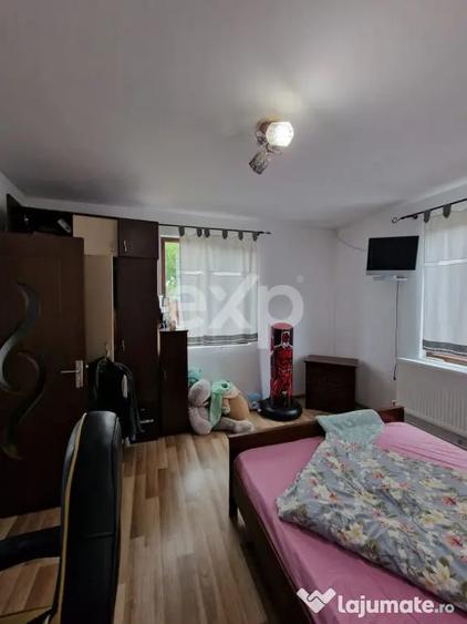 Casă cu 4 camere cu Teren 1200 Mp în Răzvad