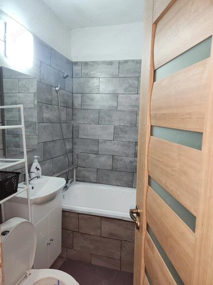 Garsonieră decomandată în Central