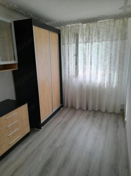 Apartament cu 2 camere decomandat în Ferentari