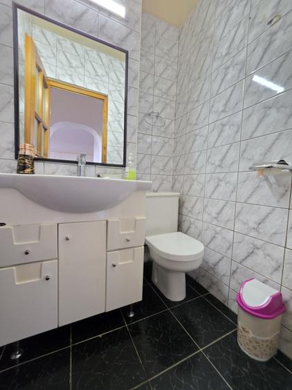 Apartament cu 4 camere decomandat în Lujerului
