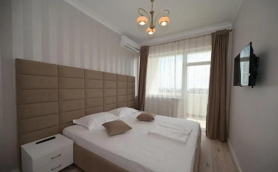 Apartament cu 3 camere decomandat, mobilat în Nord
