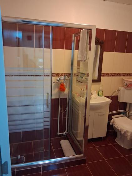Casă cu 3 camere în Botoșești-Paia