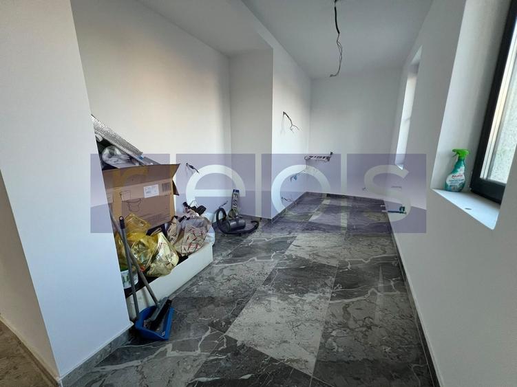 Casă individuală cu 5 camere cu Canalizare în Apărătorii Patriei