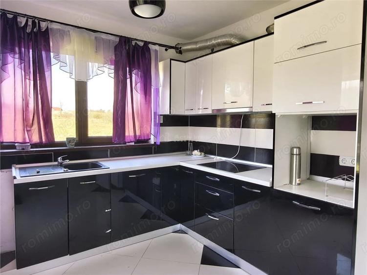Casă cu Teren 295 Mp în Periferie