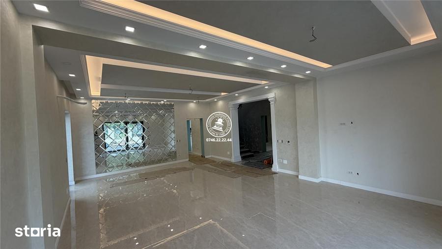 Casă cu 6 camere cu Teren 750 Mp în Aroneanu