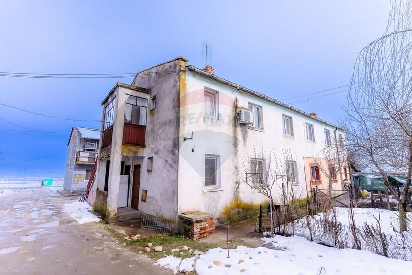 Apartament cu 2 camere semidecomandat, mobilat în Oarja