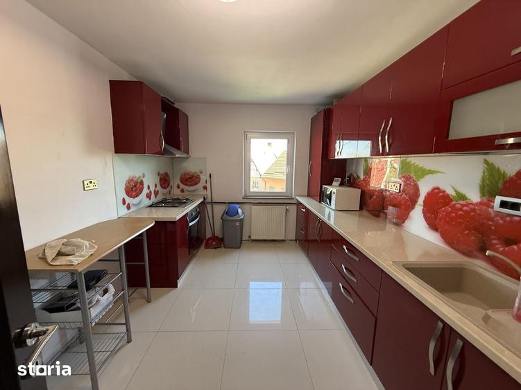 Apartament cu 3 camere în Central