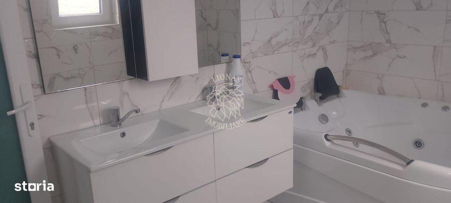 Casă cu 4 camere cu Teren 600 Mp în Central
