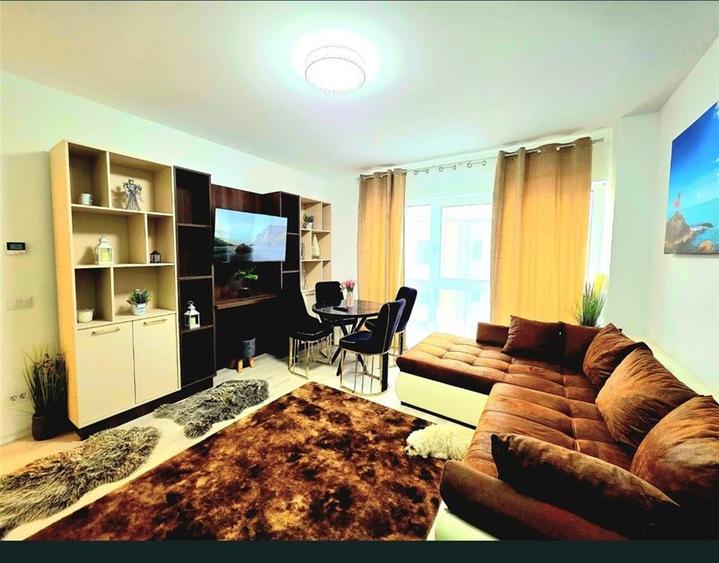 Apartament cu 2 camere decomandat în Aroneanu
