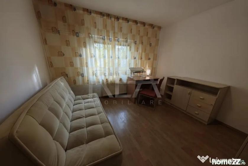 Apartament cu 3 camere decomandat în Uverturii