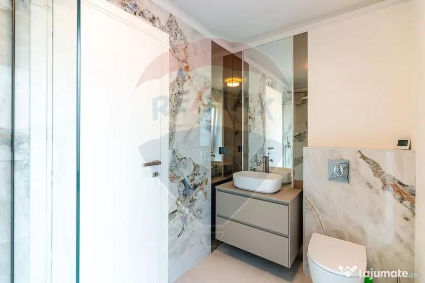 Casă cu 9 camere cu Teren 532 Mp în Băneasa