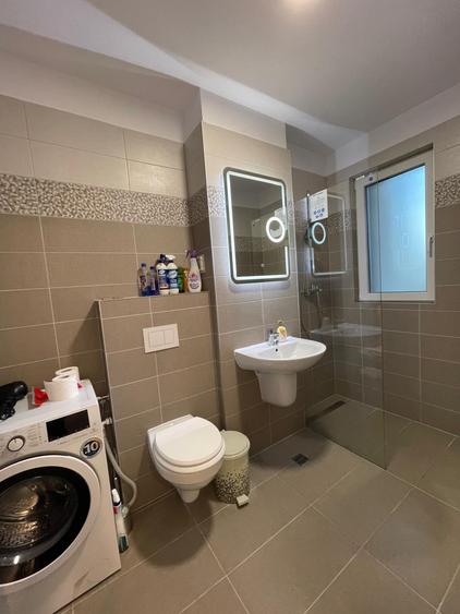 Apartament cu 2 camere decomandat în Aradului