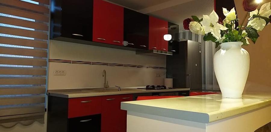 Apartament cu 2 camere decomandat, mobilat în Inel II