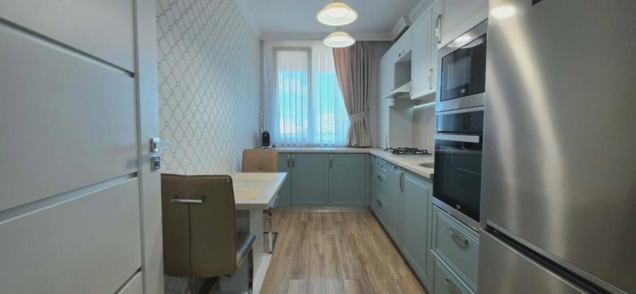 Apartament cu 2 camere decomandat în Decebal
