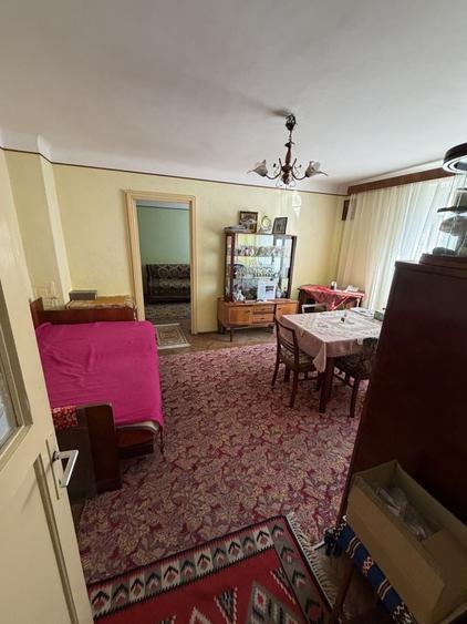 Apartament cu 2 camere semidecomandat în Fălticeni