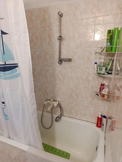 Casă cu 2 camere cu Teren 380 Mp în Central