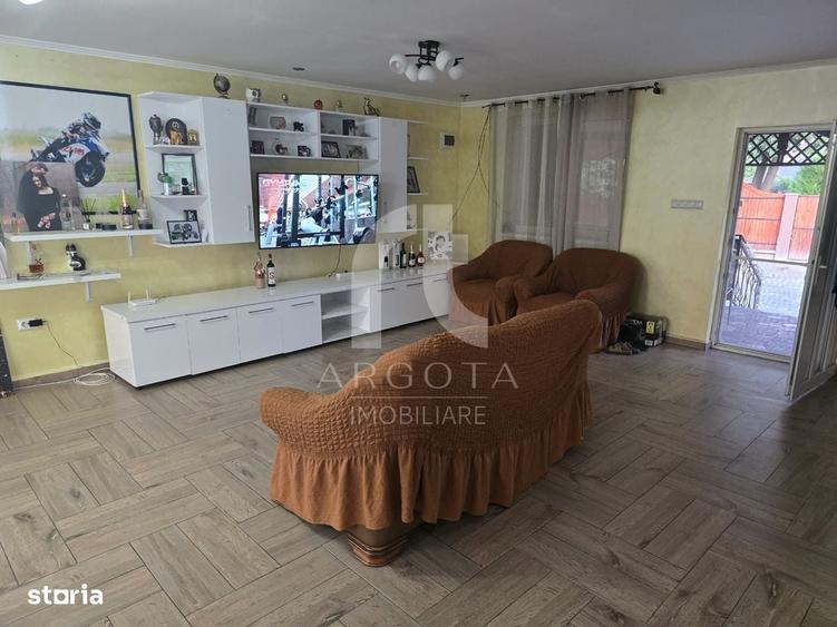 Casă cu 4 camere în Ogrăzile