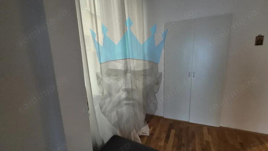 Apartament cu 4 camere decomandat în Unirii