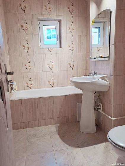 Apartament cu 3 camere decomandat în Sebeș