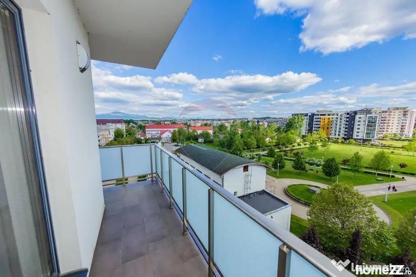 Apartament cu 4 camere nedecomandat în Central