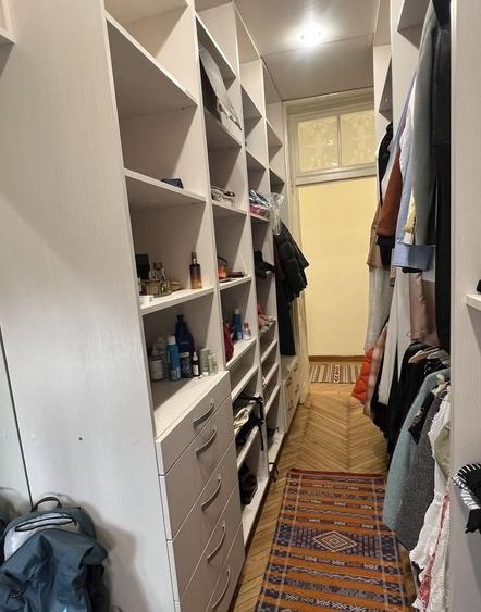 Apartament cu 3 camere semidecomandat în Cișmigiu