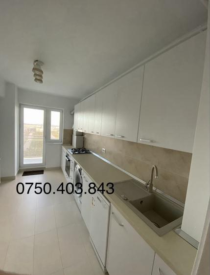 Apartament cu 2 camere decomandat în Titan