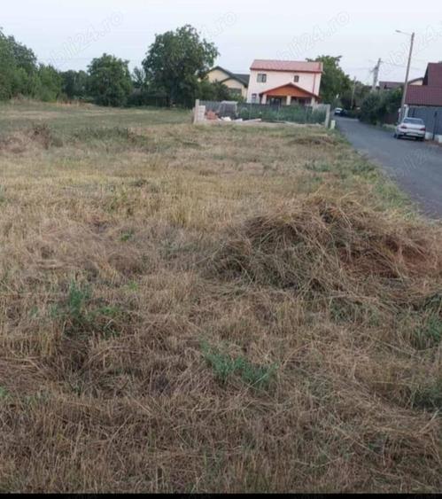 Teren de 550 mp, în Petrești