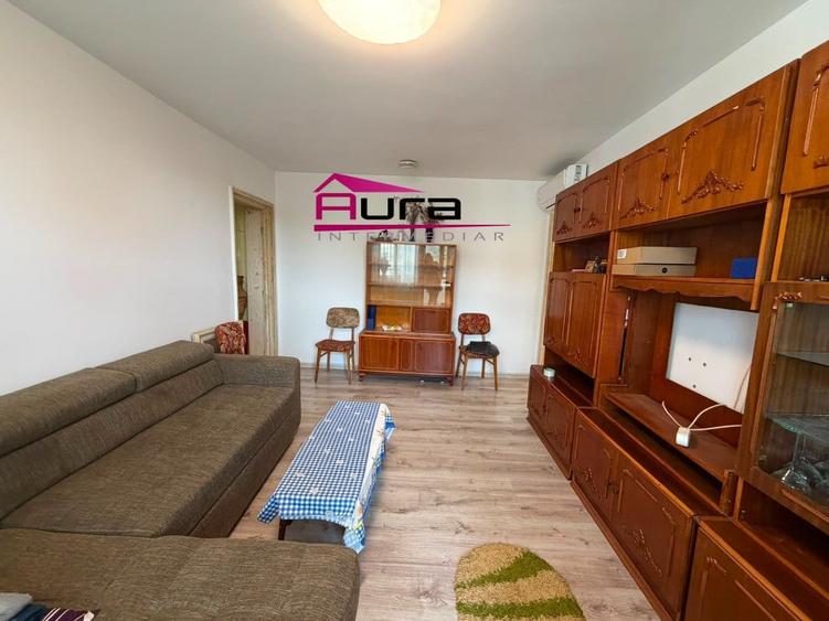 Apartament 3 camere Str.Victoriei - 7