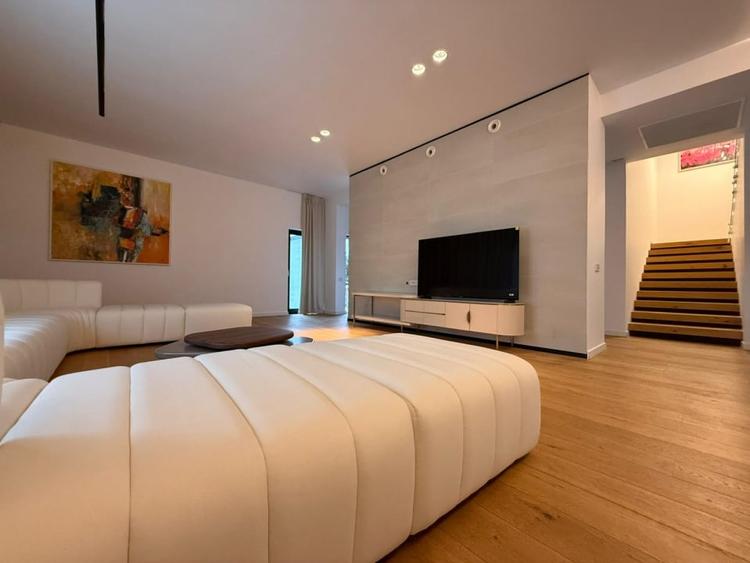Vilă Premium  în Iancu Nicolae-6 camere-utilata si mobilata-locatie excelenta - 4