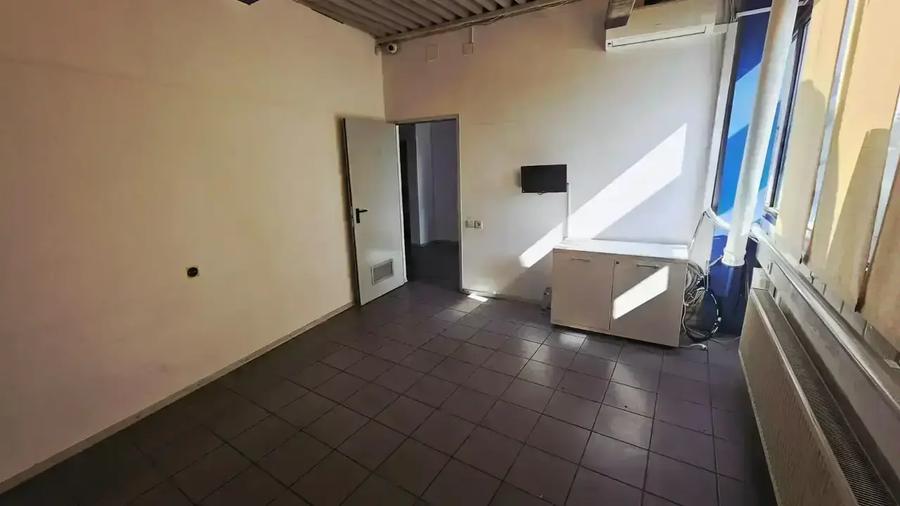 Spațiu comercial, de 370 mp, în Bucureștii Noi
