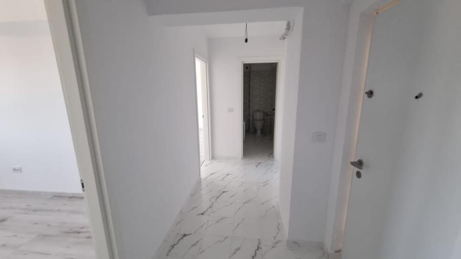 Apartament cu 2 camere semidecomandat în Bucium