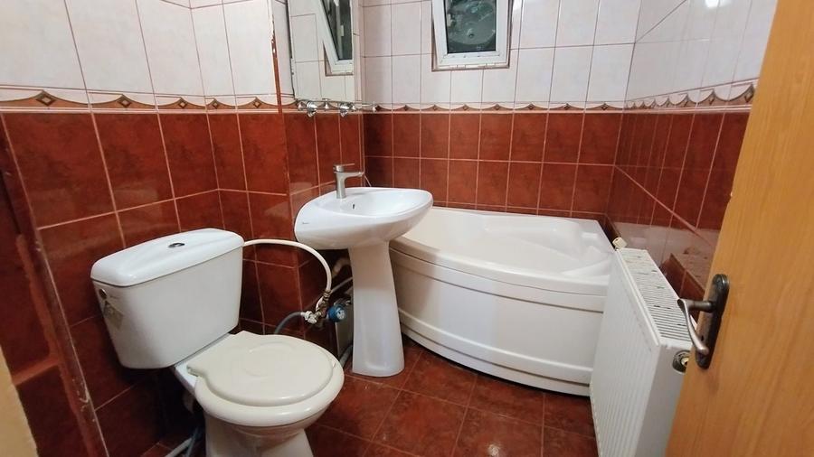 Ofer spre inchiriere apartament cu 2 camere - 4