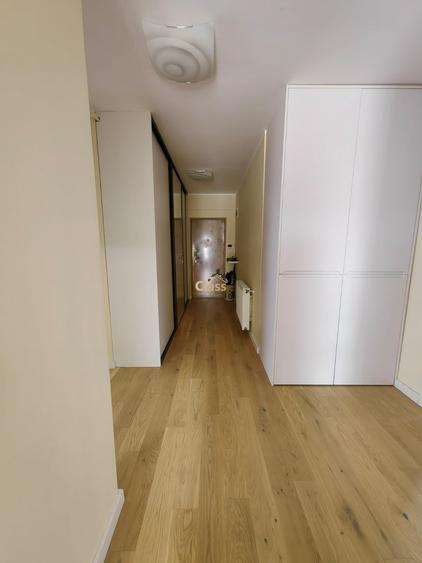 Apartament cu 3 camere decomandat, mobilat în Europa